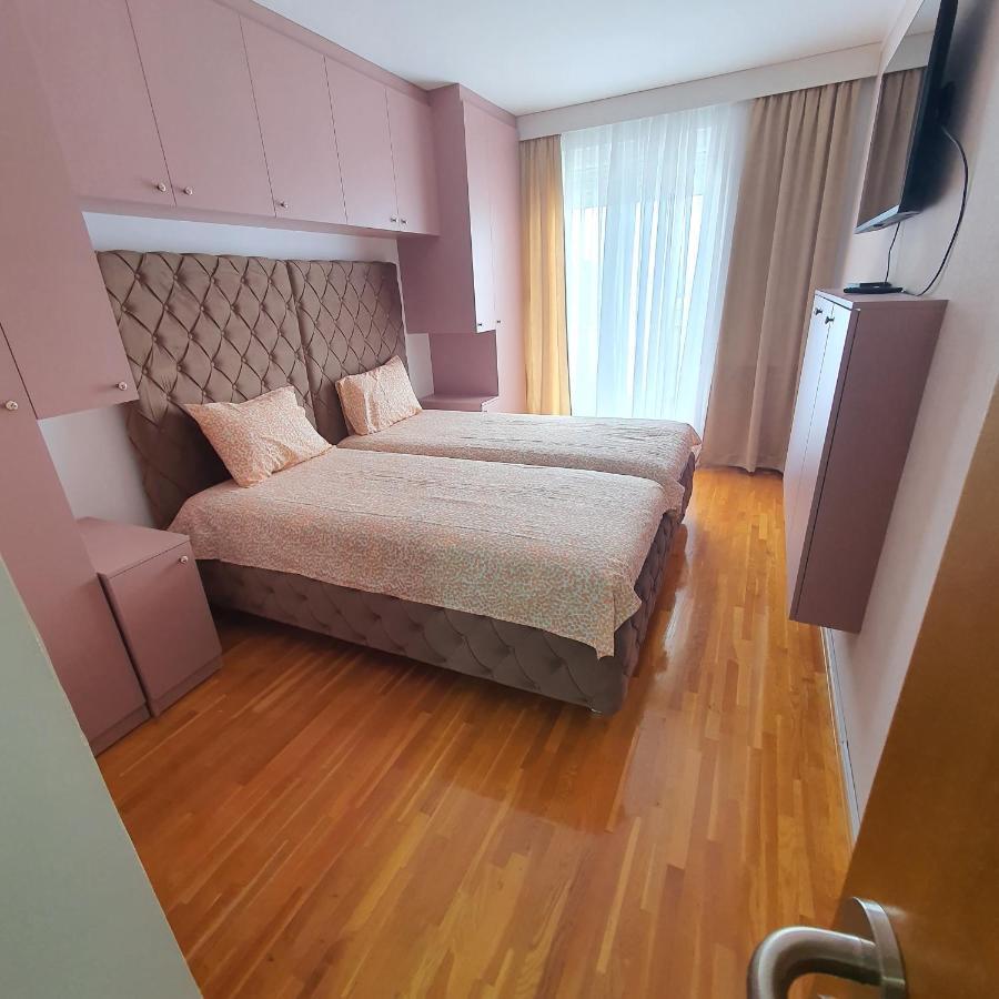 Apartman Kristina 49b,lukavica,istocno Apartment