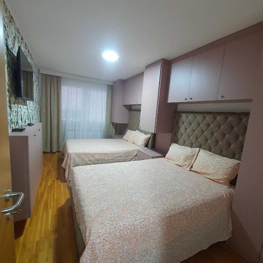 Apartment Apartman Kristina 49b,lukavica,istocno