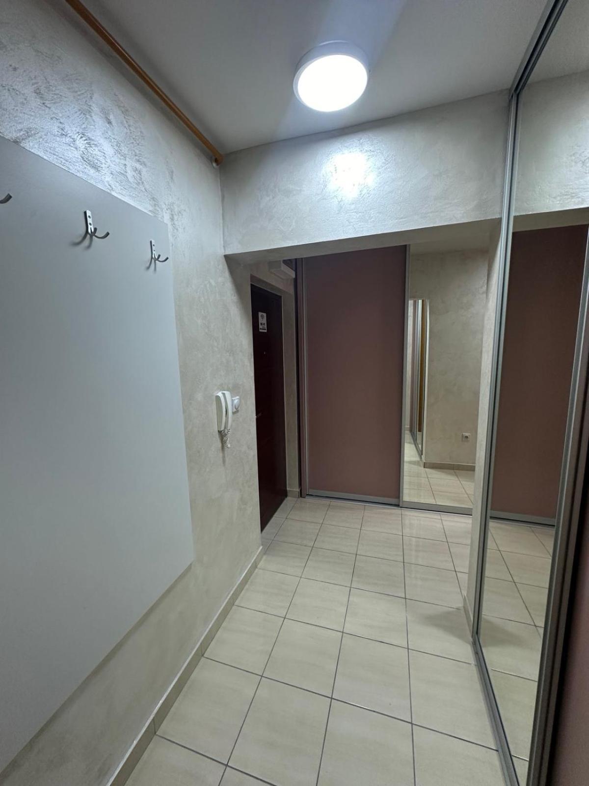Apartman Kristina 49b,lukavica,istocno Apartment *
